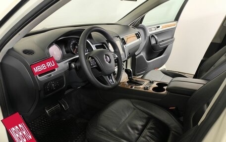 Volkswagen Touareg III, 2011 год, 1 450 000 рублей, 8 фотография
