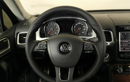 Volkswagen Touareg III, 2011 год, 1 450 000 рублей, 15 фотография
