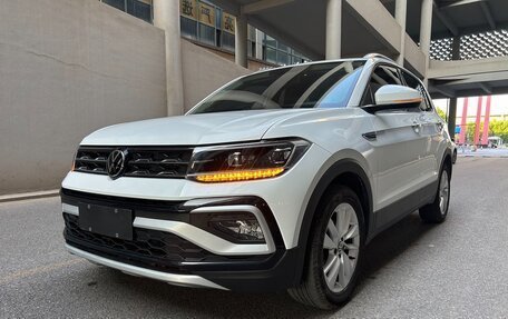 Volkswagen T-Cross I, 2023 год, 1 850 000 рублей, 1 фотография