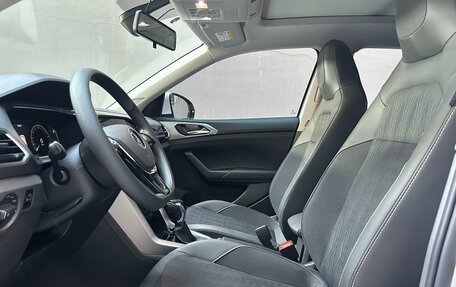 Volkswagen T-Cross I, 2023 год, 1 850 000 рублей, 14 фотография