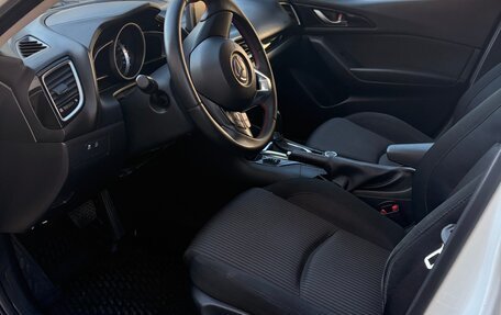 Mazda 3, 2016 год, 1 670 000 рублей, 9 фотография