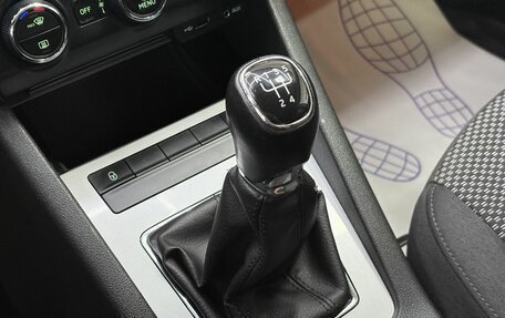 Skoda Octavia, 2015 год, 1 465 000 рублей, 23 фотография