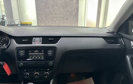 Skoda Octavia, 2015 год, 1 465 000 рублей, 26 фотография