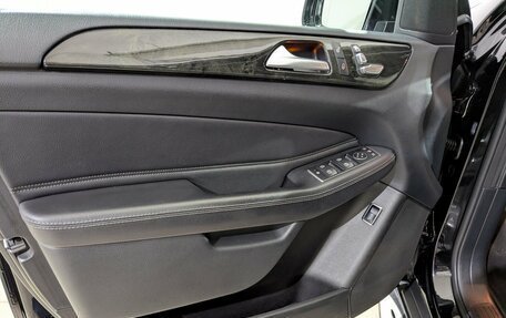 Mercedes-Benz GLS, 2016 год, 3 800 000 рублей, 22 фотография