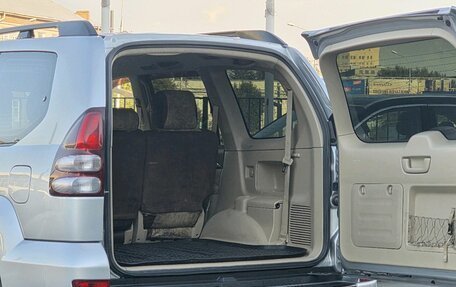 Toyota Land Cruiser Prado 120 рестайлинг, 2007 год, 1 733 000 рублей, 22 фотография
