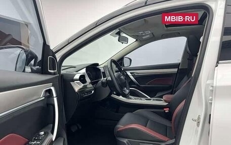 Geely Coolray I, 2022 год, 1 400 000 рублей, 8 фотография