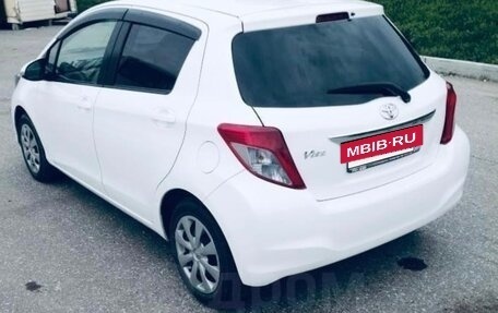 Toyota Vitz, 2013 год, 770 000 рублей, 6 фотография