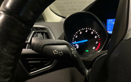 Ford Kuga III, 2014 год, 1 090 000 рублей, 19 фотография