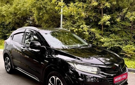 Honda Vezel, 2018 год, 1 520 000 рублей, 1 фотография