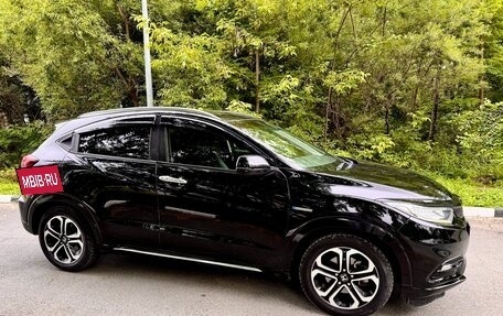 Honda Vezel, 2018 год, 1 520 000 рублей, 4 фотография