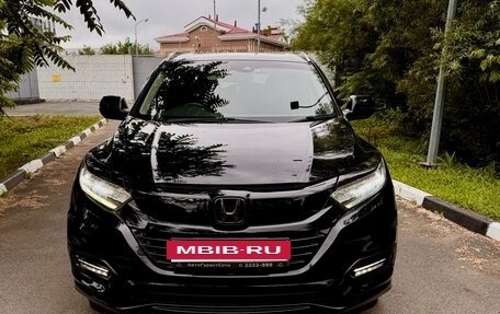 Honda Vezel, 2018 год, 1 520 000 рублей, 2 фотография