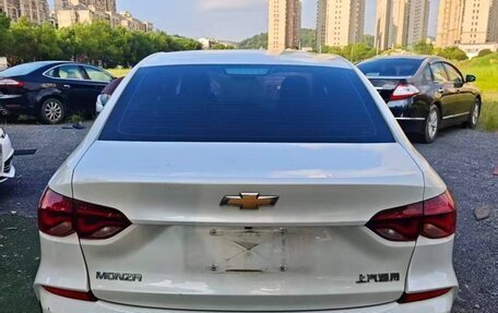 Chevrolet Monza, 2023 год, 1 240 000 рублей, 3 фотография
