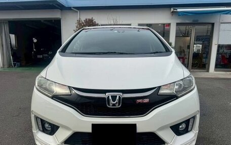 Honda Fit III, 2019 год, 874 000 рублей, 2 фотография
