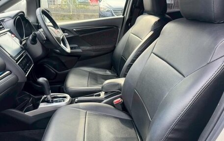 Honda Fit III, 2019 год, 874 000 рублей, 17 фотография
