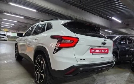 Chevrolet Trax, 2023 год, 1 550 000 рублей, 4 фотография
