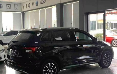 Skoda Karoq I, 2022 год, 2 180 000 рублей, 3 фотография