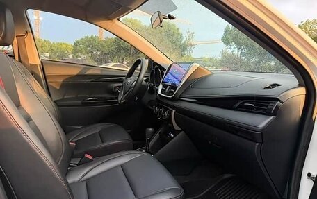 Toyota Yaris XP150 рестайлинг, 2023 год, 1 020 333 рублей, 7 фотография