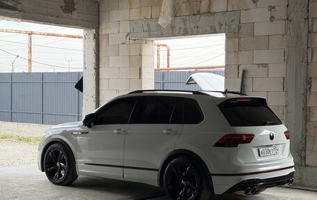 Volkswagen Tiguan II, 2021 год, 4 050 000 рублей, 3 фотография