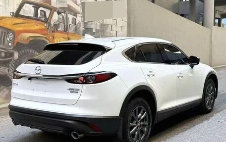 Mazda CX-4, 2023 год, 2 320 000 рублей, 4 фотография