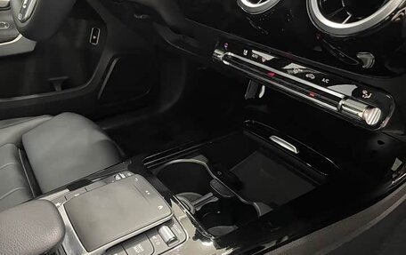 Mercedes-Benz A-Класс, 2022 год, 1 694 000 рублей, 27 фотография