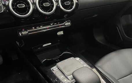 Mercedes-Benz A-Класс, 2022 год, 1 694 000 рублей, 23 фотография