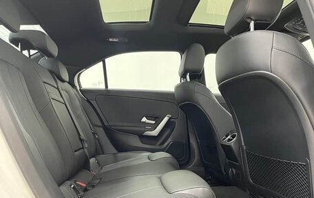 Mercedes-Benz A-Класс, 2022 год, 1 694 000 рублей, 31 фотография
