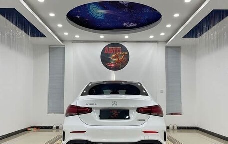 Mercedes-Benz A-Класс, 2022 год, 1 694 000 рублей, 36 фотография