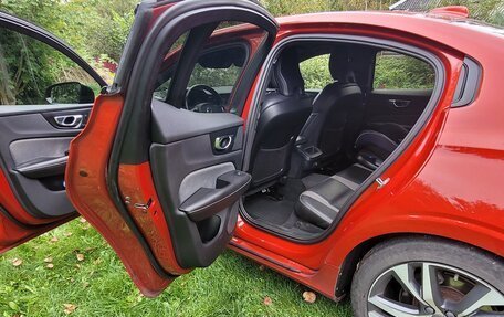 Volvo S60 III, 2020 год, 2 200 000 рублей, 2 фотография