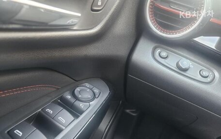 Chevrolet Trax, 2023 год, 1 370 500 рублей, 14 фотография
