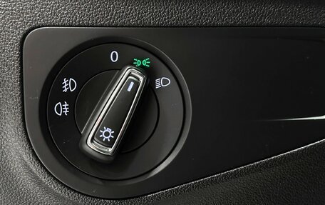 Volkswagen Tiguan II, 2020 год, 2 497 000 рублей, 18 фотография