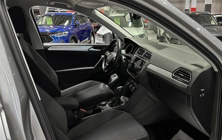 Volkswagen Tiguan II, 2020 год, 2 497 000 рублей, 16 фотография