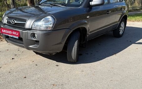 Hyundai Tucson III, 2008 год, 900 000 рублей, 2 фотография