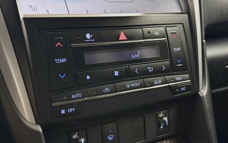 Toyota Camry, 2017 год, 2 275 000 рублей, 15 фотография