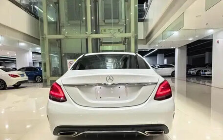 Mercedes-Benz C-Класс, 2018 год, 1 800 000 рублей, 5 фотография