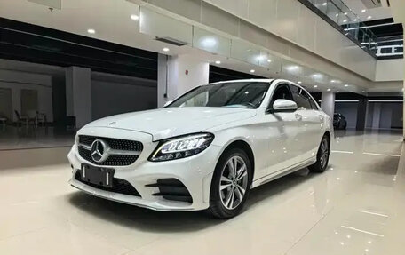 Mercedes-Benz C-Класс, 2018 год, 1 800 000 рублей, 3 фотография