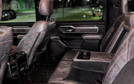 Rambler 1500, 2019 год, 6 300 000 рублей, 8 фотография