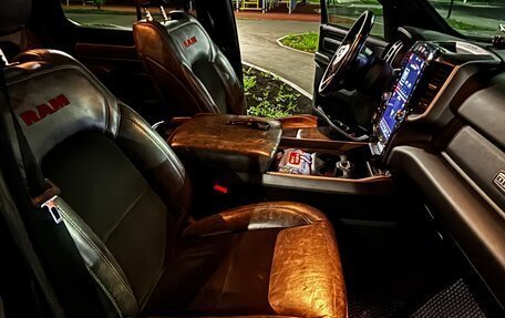 Rambler 1500, 2019 год, 6 300 000 рублей, 9 фотография