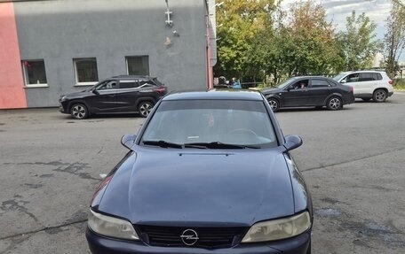 Opel Vectra B рестайлинг, 1998 год, 159 000 рублей, 1 фотография