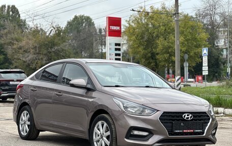 Hyundai Solaris II рестайлинг, 2018 год, 949 000 рублей, 3 фотография
