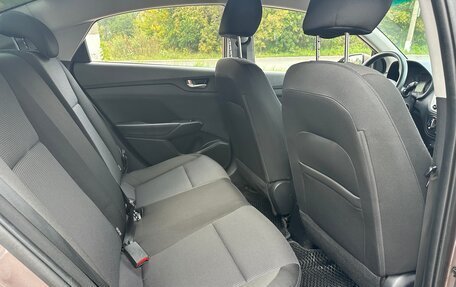 Hyundai Solaris II рестайлинг, 2018 год, 949 000 рублей, 14 фотография