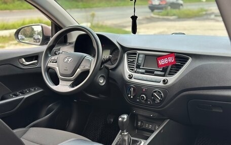 Hyundai Solaris II рестайлинг, 2018 год, 949 000 рублей, 10 фотография