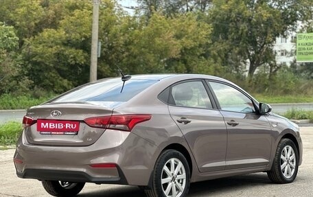 Hyundai Solaris II рестайлинг, 2018 год, 949 000 рублей, 6 фотография