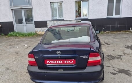 Opel Vectra B рестайлинг, 1998 год, 159 000 рублей, 2 фотография