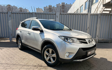 Toyota RAV4, 2014 год, 1 929 000 рублей, 3 фотография