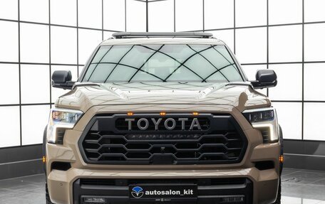 Toyota Sequoia, 2024 год, 13 549 000 рублей, 2 фотография