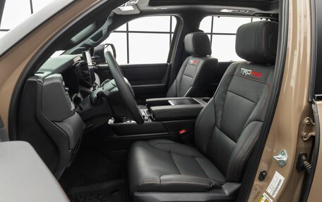 Toyota Sequoia, 2024 год, 13 549 000 рублей, 7 фотография