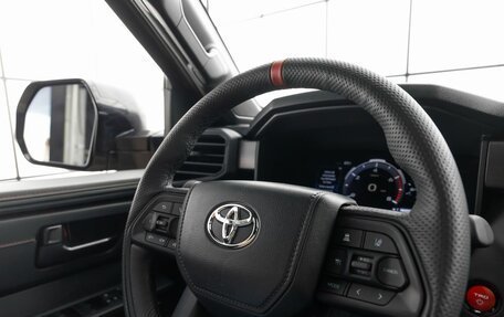 Toyota Sequoia, 2024 год, 13 549 000 рублей, 15 фотография