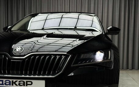 Skoda Superb III рестайлинг, 2017 год, 1 999 000 рублей, 3 фотография