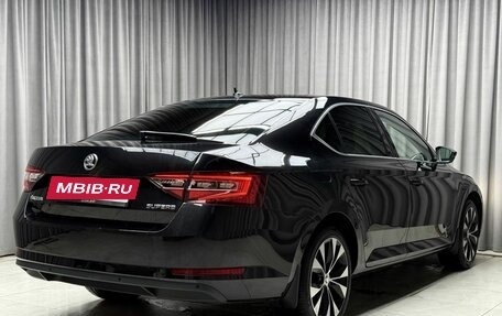 Skoda Superb III рестайлинг, 2017 год, 1 999 000 рублей, 8 фотография