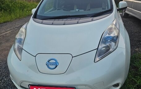 Nissan Leaf I, 2011 год, 590 000 рублей, 1 фотография